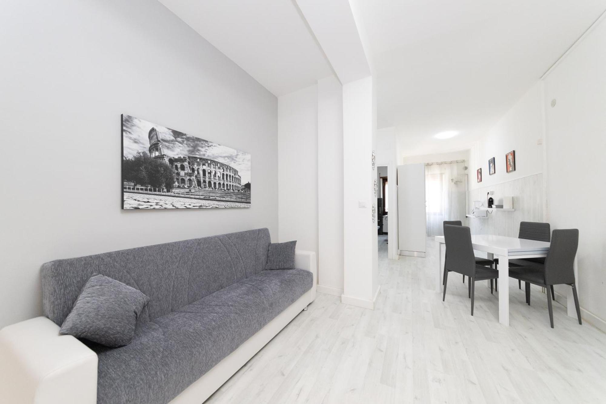 Cinecitta' House Apartment Rom